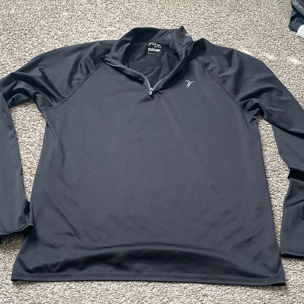 Old Navy Active Black Quarter-Zip Top